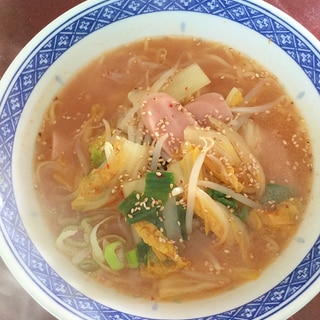 フライドオニオン入り☆白菜と魚肉の味噌ラーメン！